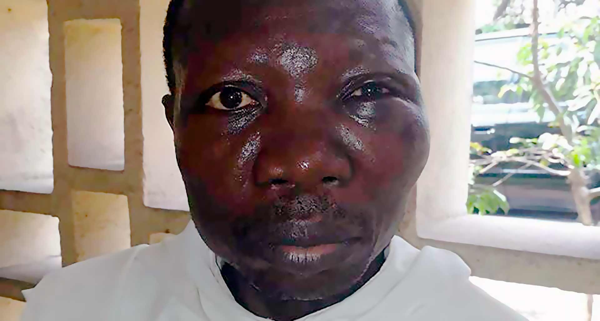 Padre ferido por repressão policial na República Democrática do Congo