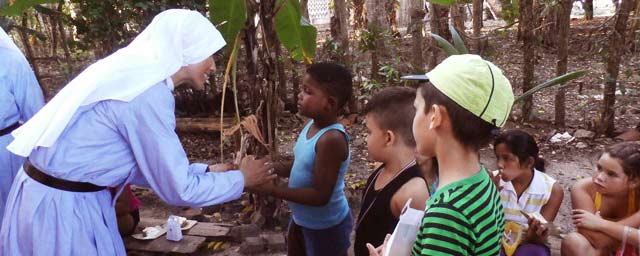 Irmãs Missionárias de Jesus Verbo e Vítima na diocese de Santa Clara, Cuba