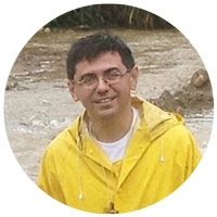 Padre Walter Coronel