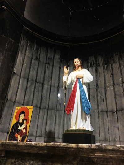 Capela na igreja de Santa Maria em Qaraqosh