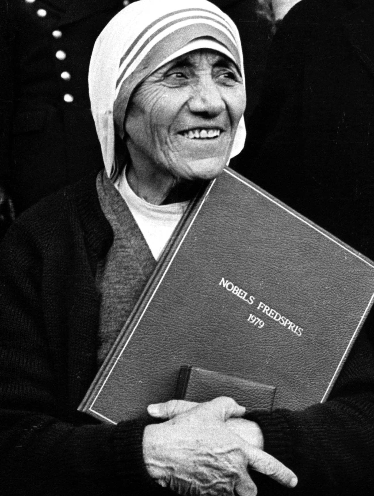 ACN-Verdadeira-Fisionomia-dos-Santos-Teresa-Calcuta-Nobel