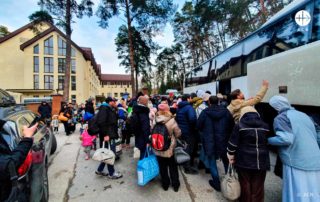 Ucranianos fugindo do país